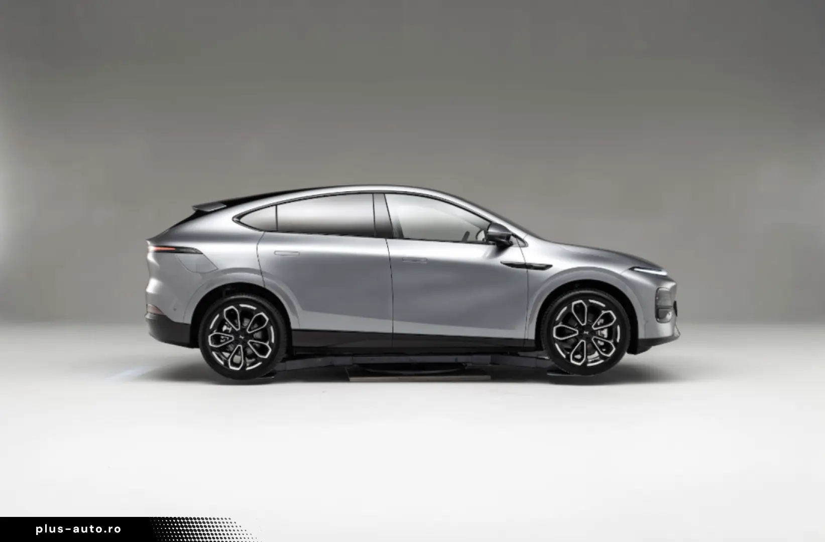 XPENG G6 RWD Long Range Graphite Gray 286cp (210kw)