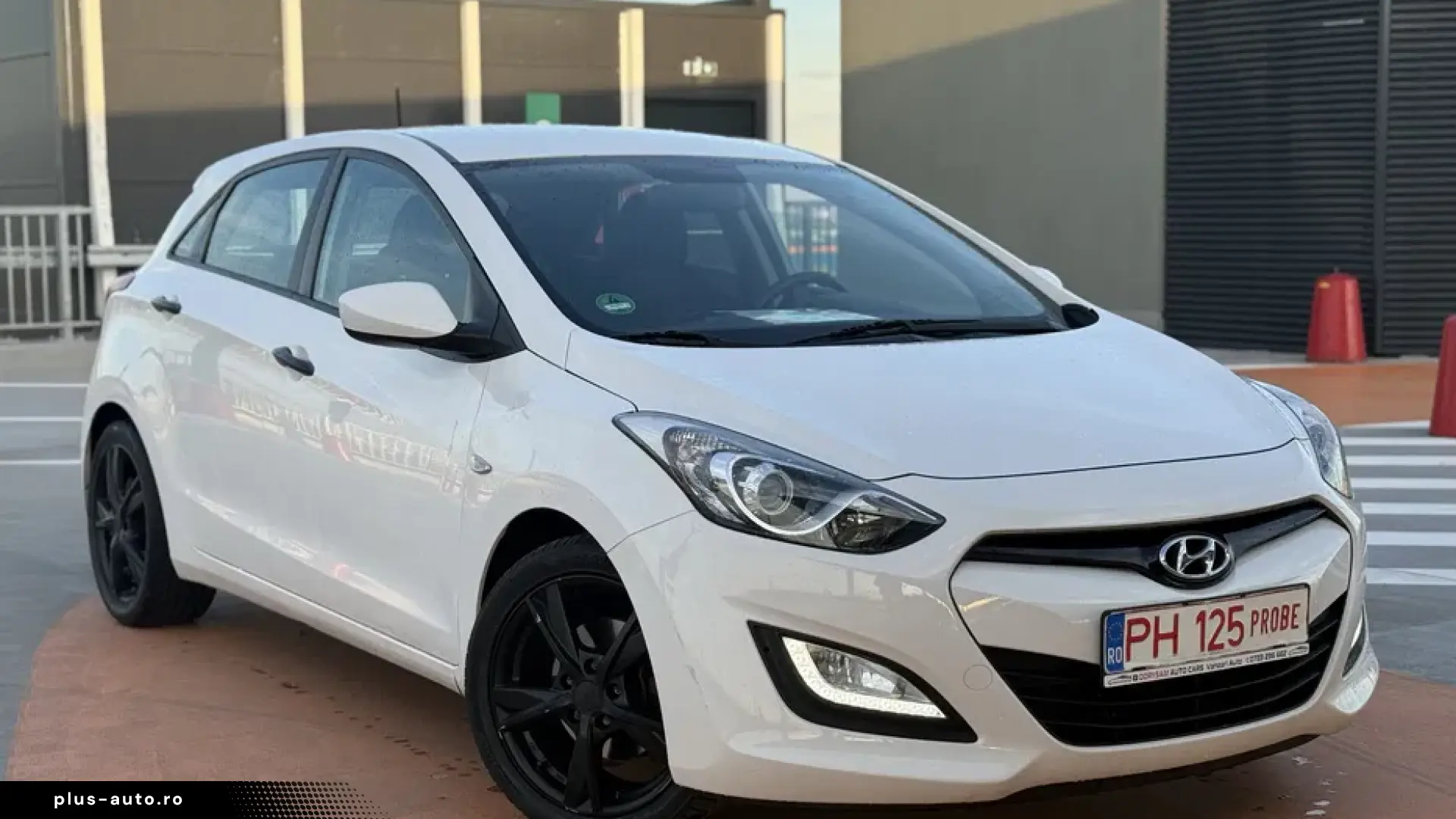 HYUNDAI i30 1.4i-Drive Cool