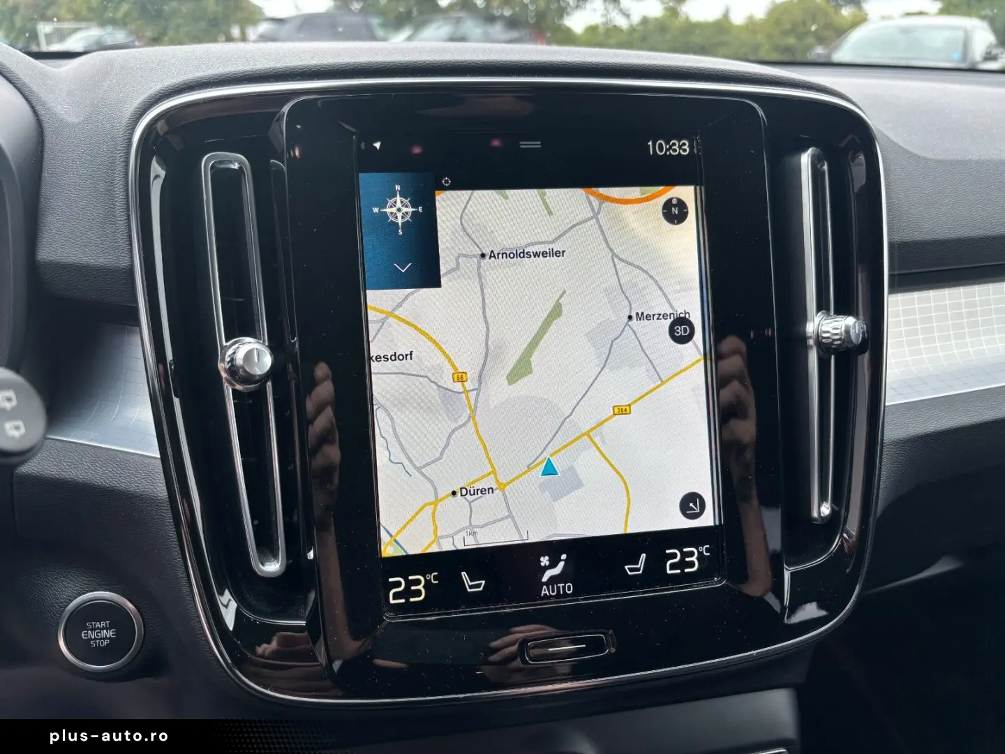 VOLVO XC40 B4 Momentum Pro Harman&Kardon