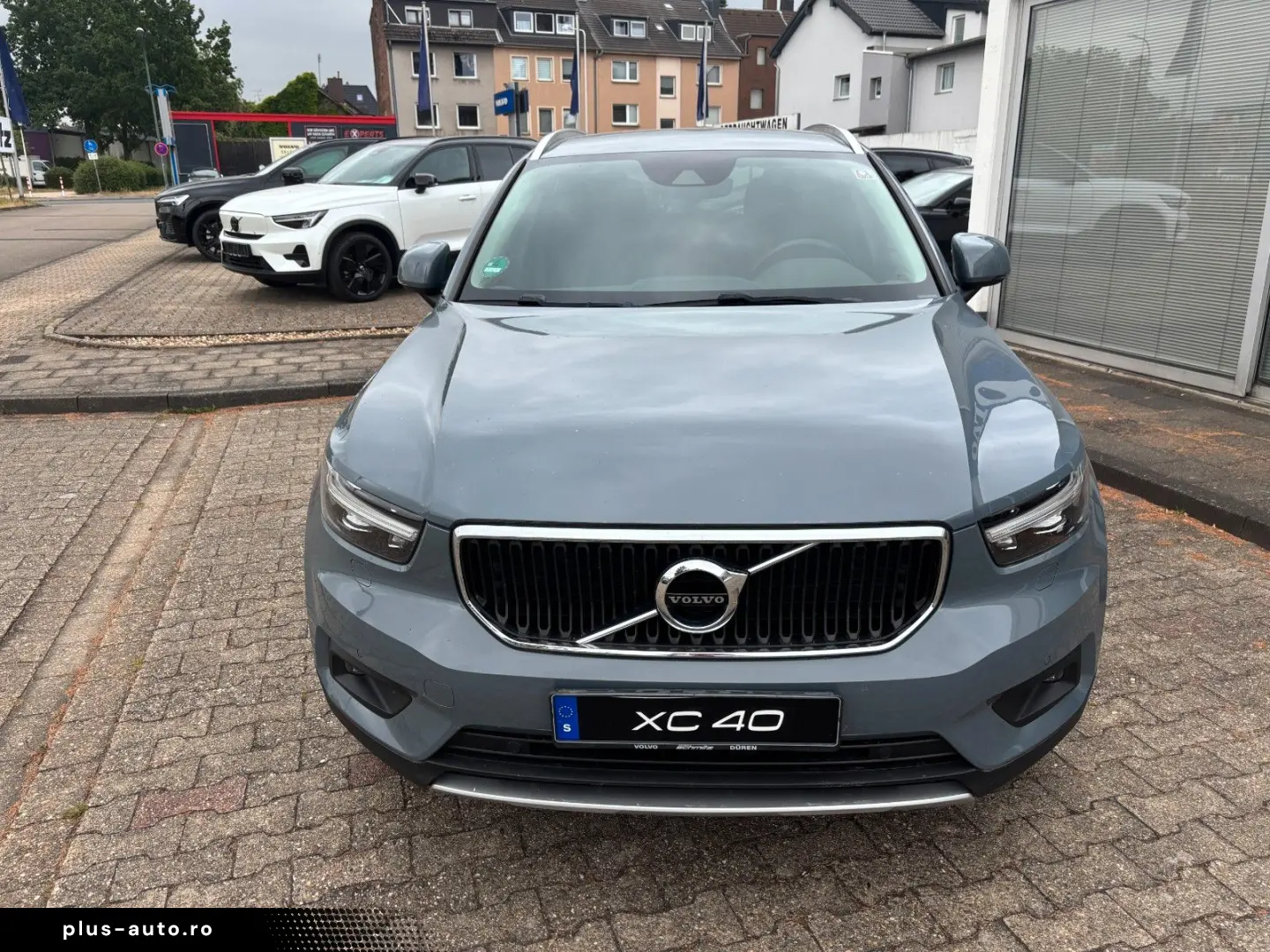 VOLVO XC40 B4 Momentum Pro Harman&Kardon