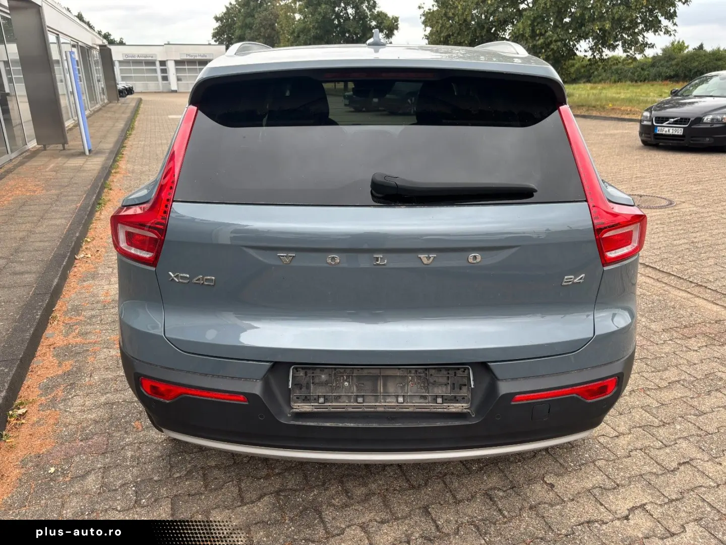 VOLVO XC40 B4 Momentum Pro Harman&Kardon