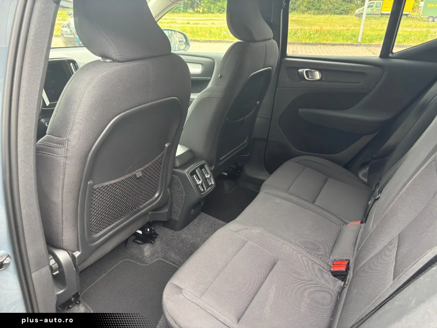 VOLVO XC40 B4 Momentum Pro Harman&Kardon
