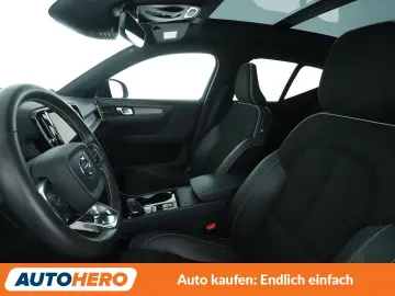 VOLVO XC40 2.0 B4 2WD Aut. 360CAM NAVI LED TEMPO SHZ