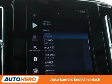 VOLVO XC40 2.0 B4 2WD Aut. 360CAM NAVI LED TEMPO SHZ