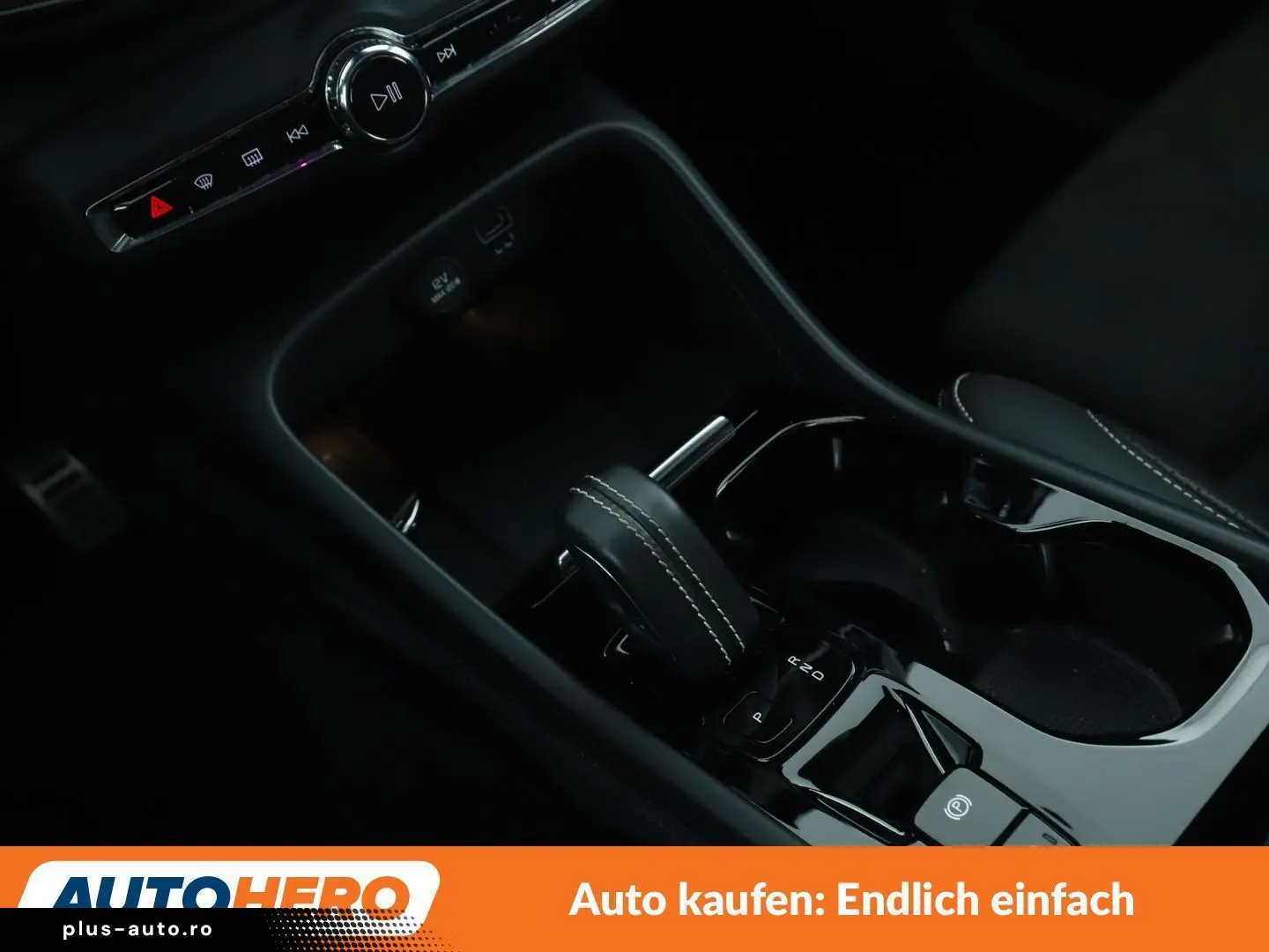 VOLVO XC40 2.0 B4 2WD Aut. 360CAM NAVI LED TEMPO SHZ