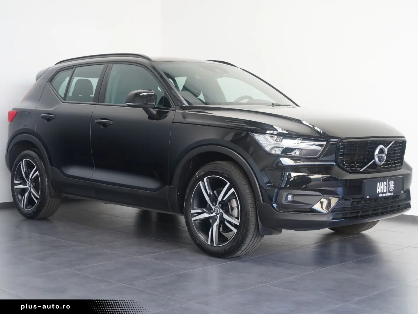 VOLVO XC40 B4 B R Design LED NAVI ACC LEDER 360