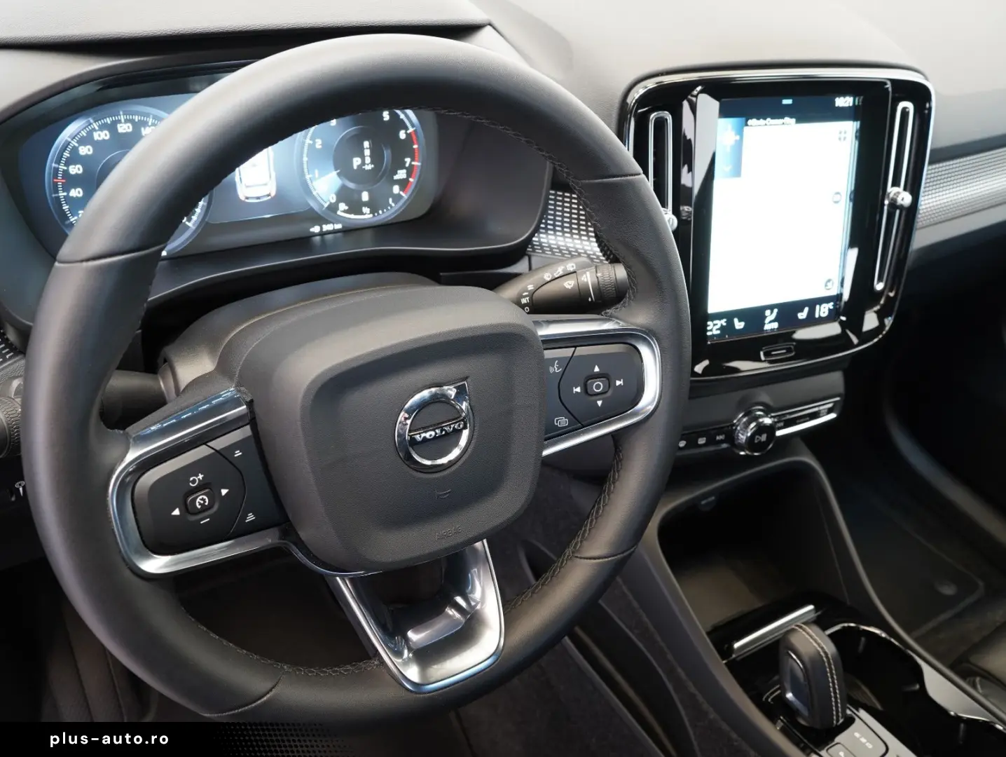 VOLVO XC40 B4 B R Design LED NAVI ACC LEDER 360