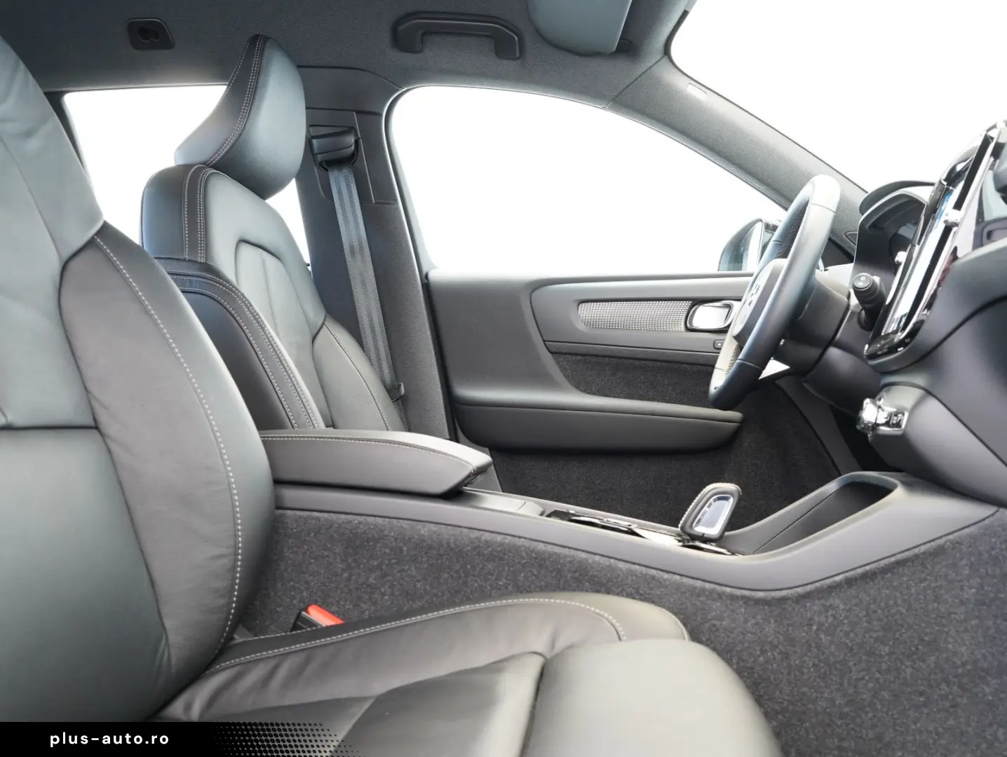 VOLVO XC40 B4 B R Design LED NAVI ACC LEDER 360