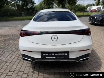 MERCEDES-BENZ CLE 200 AMG Panorama Burmester Memory …