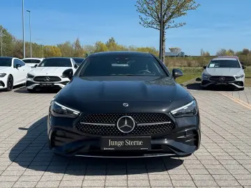 MERCEDES-BENZ CLE 200 Coupé AMG Advanced  Distro Pan…
