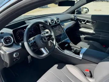 MERCEDES-BENZ CLE 200 Coupé AMG Advanced  Distro Pan…