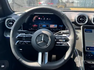 MERCEDES-BENZ CLE 200 Coupé AMG Advanced  Distro Pan…