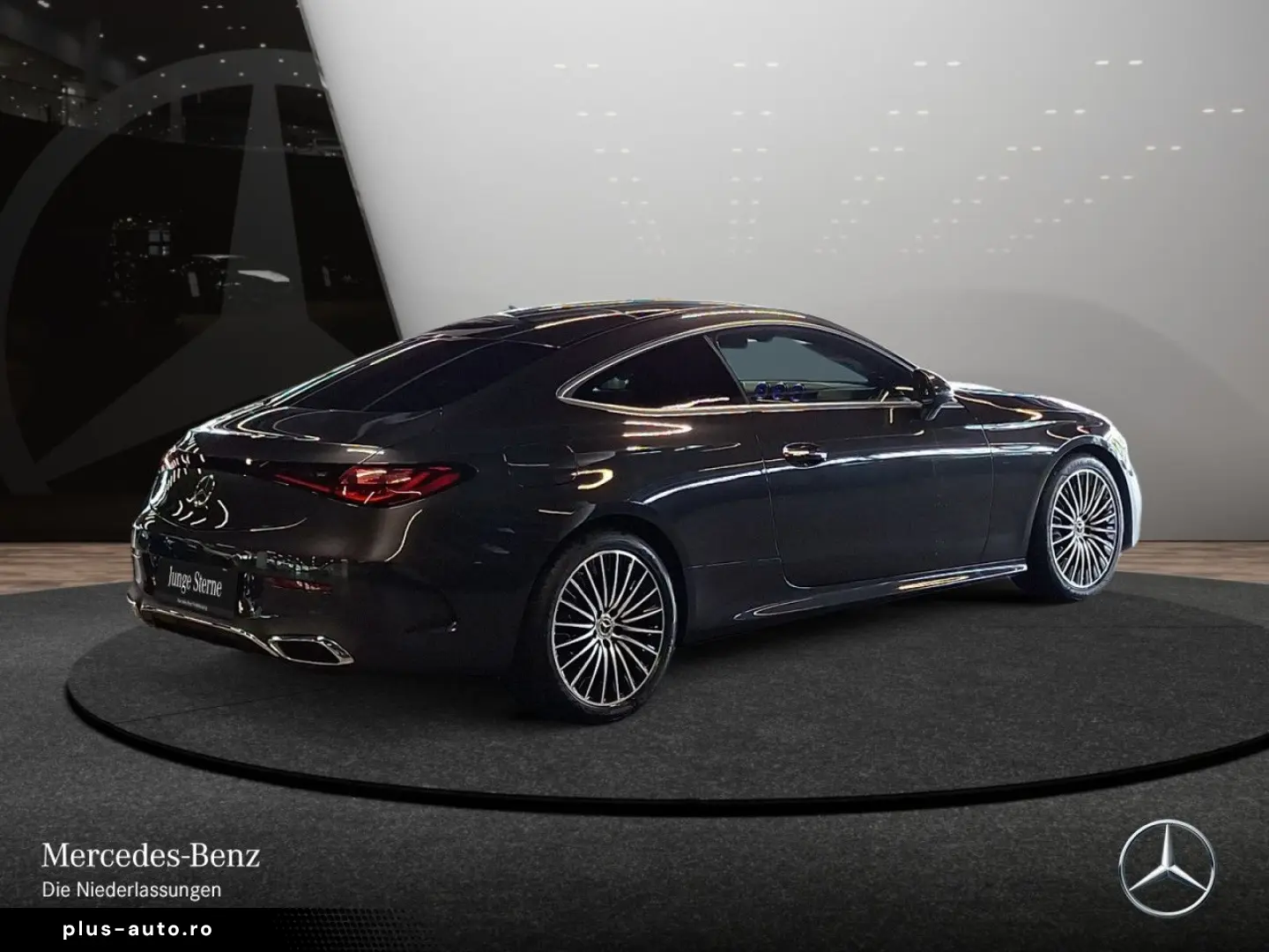MERCEDES-BENZ CLE 200 Cp AMG Advanced  Pano Memo LED Winter