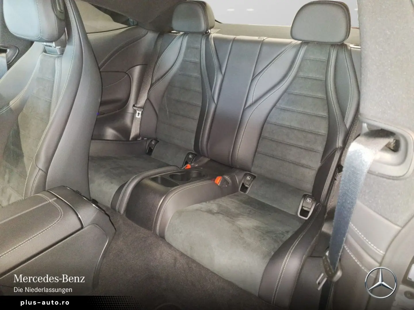 MERCEDES-BENZ CLE 200 Cp AMG Advanced  Pano Memo LED Winter