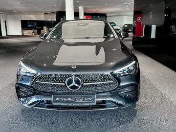 MERCEDES-BENZ CLE 180 EdAMG LED Pano Burmester WINTERRADSATZ