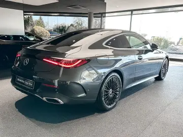 MERCEDES-BENZ CLE 180 EdAMG LED Pano Burmester WINTERRADSATZ