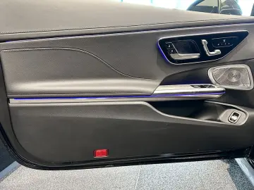 MERCEDES-BENZ CLE 180 EdAMG LED Pano Burmester WINTERRADSATZ