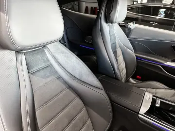 MERCEDES-BENZ CLE 180 EdAMG LED Pano Burmester WINTERRADSATZ