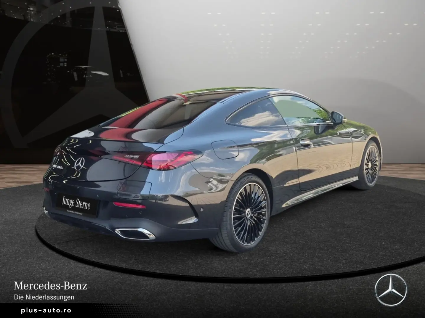 MERCEDES-BENZ CLE 300 e Cp. AMG Prem.  PANO NIGHT Bur3D HUD