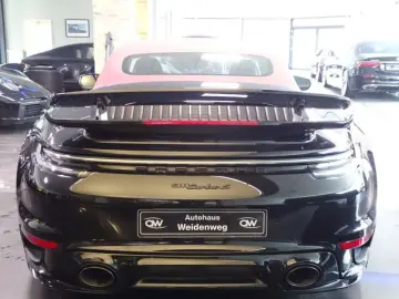 PORSCHE 911 Turbo S CabrioKeramikSportDesign 1Hand