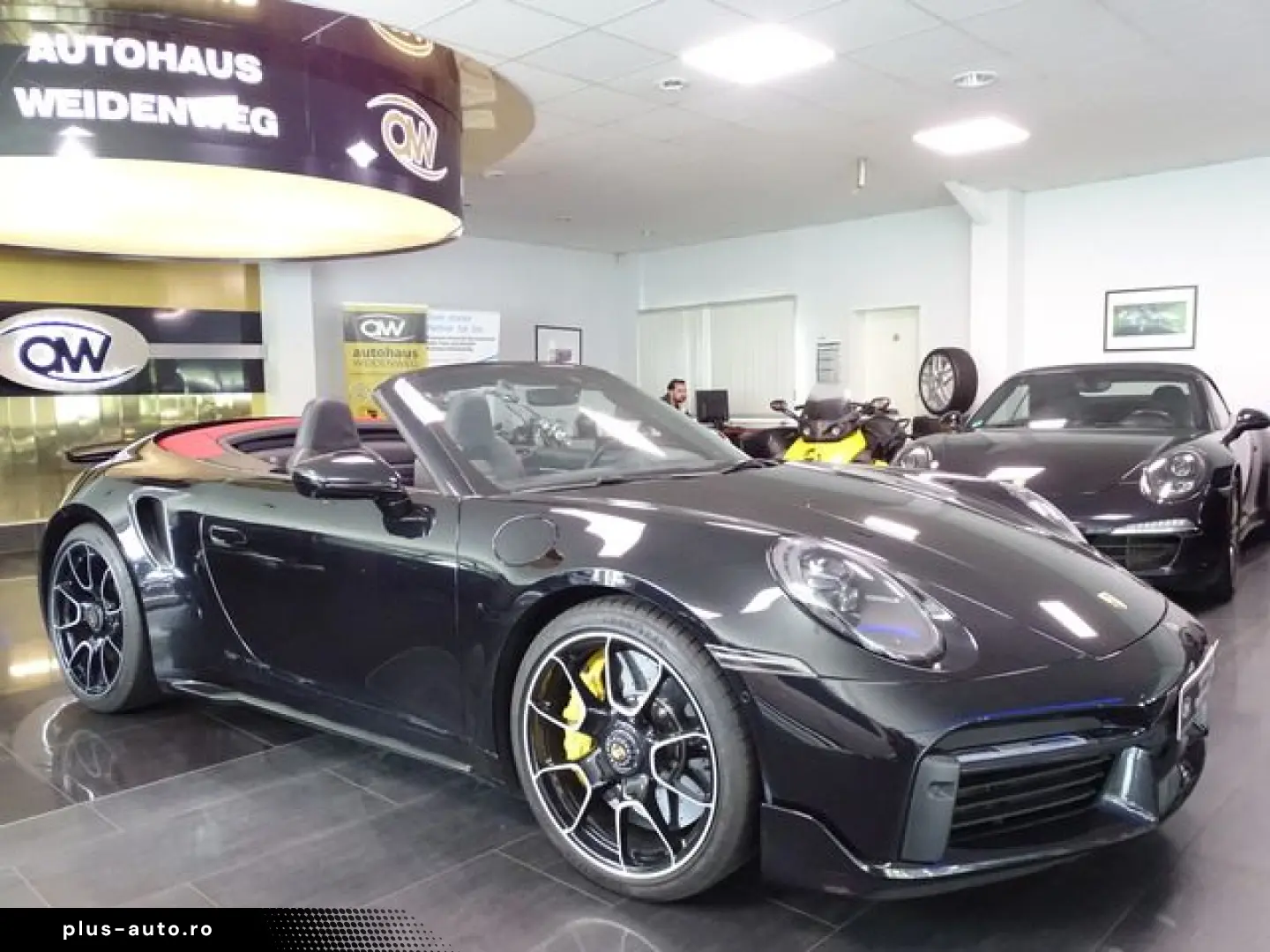 PORSCHE 911 Turbo S CabrioKeramikSportDesign 1Hand