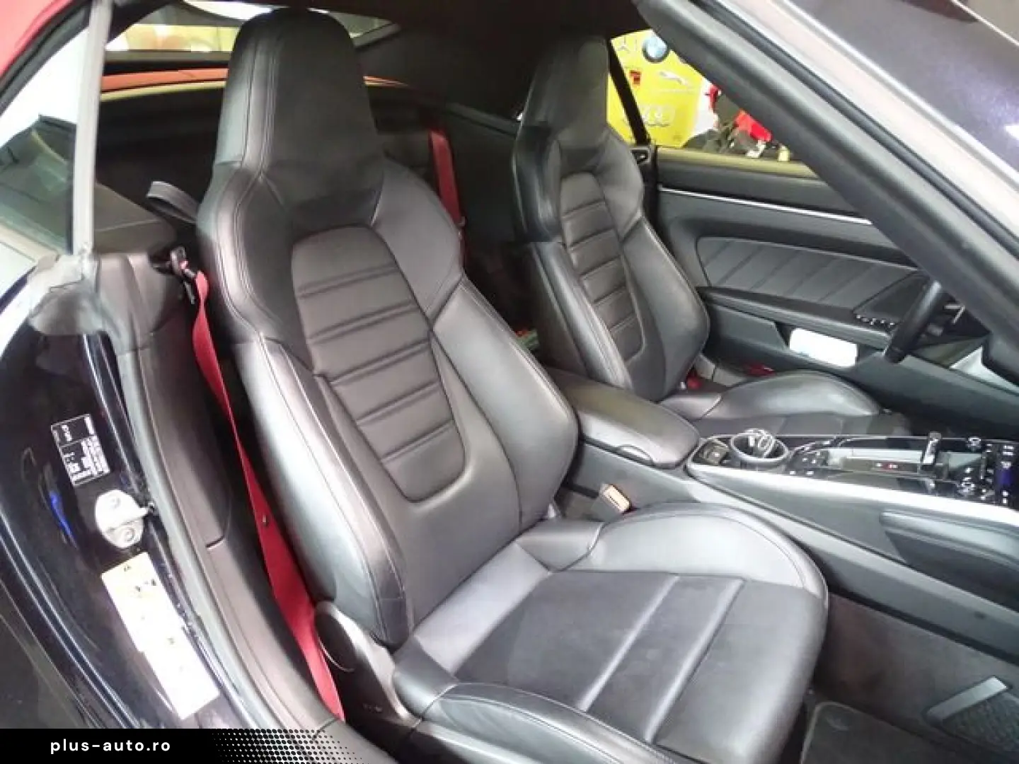 PORSCHE 911 Turbo S CabrioKeramikSportDesign 1Hand