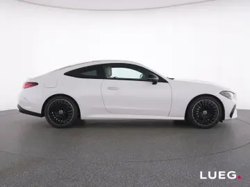 MERCEDES-BENZ CLE 220 d Coupé AMG Pano DLight 360 Ke…