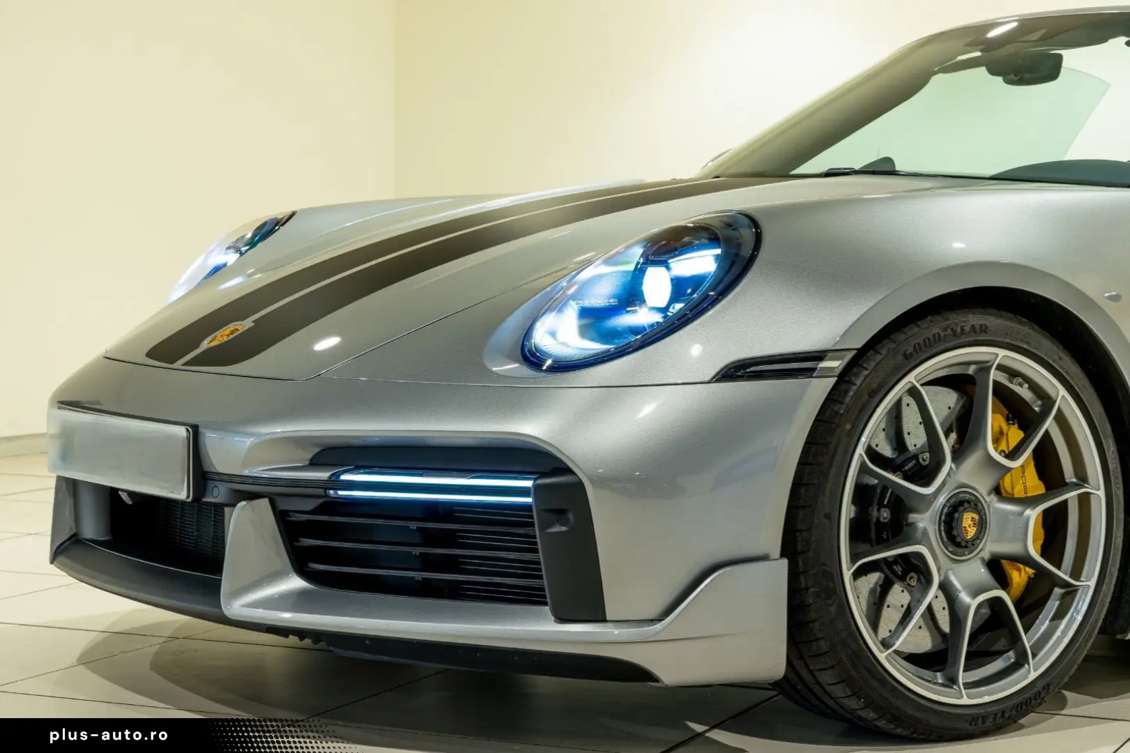 PORSCHE 911 Turbo S Cabriolet
