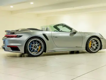 PORSCHE 911 Turbo S Cabriolet