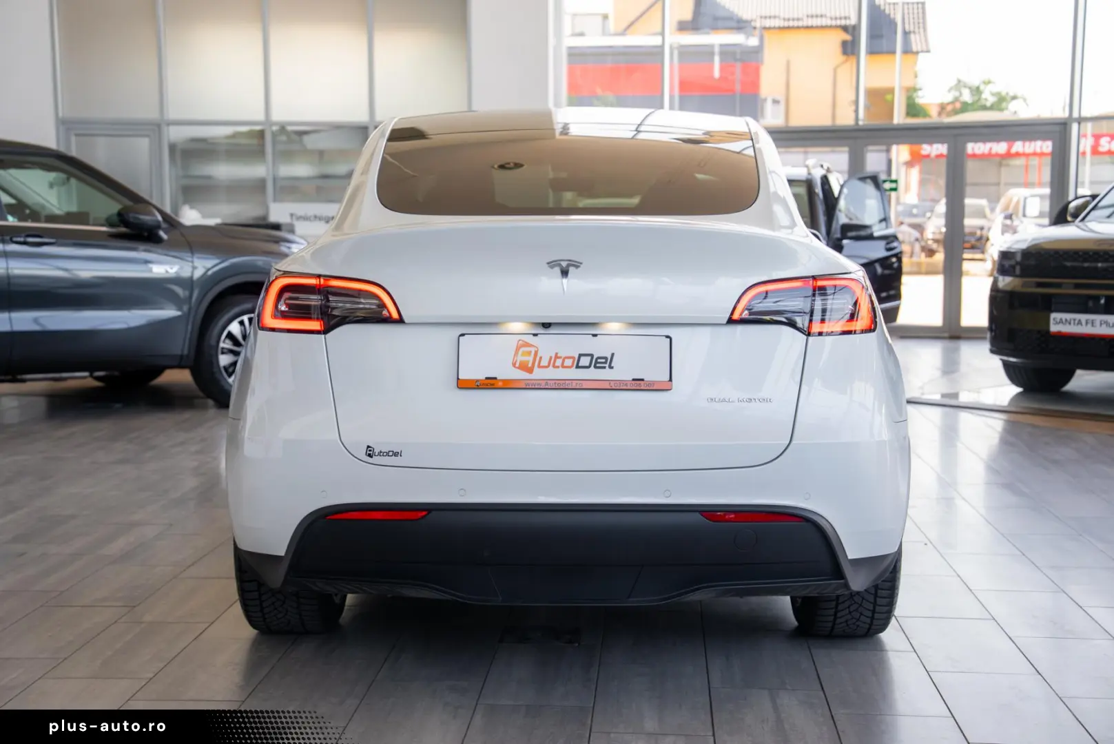 Tesla Model Y Long Range Dual Motor