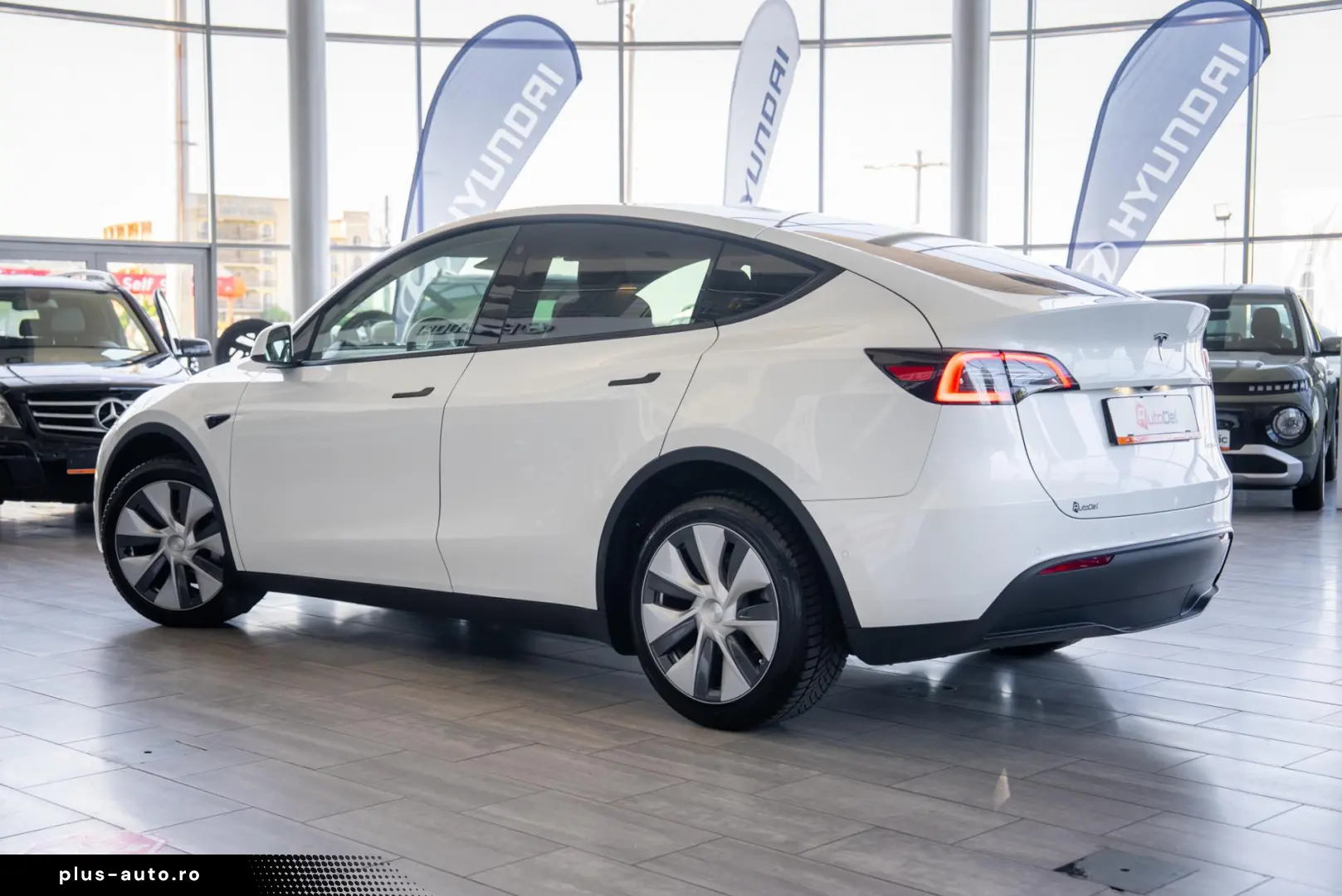 Tesla Model Y Long Range Dual Motor