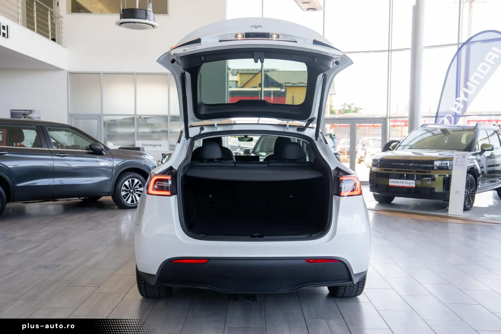 Tesla Model Y Long Range Dual Motor