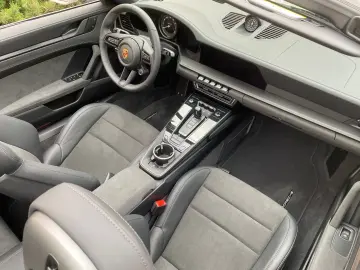 PORSCHE 911 Carrera 4 GTS Cabriolet LED Liftsystem BOSE
