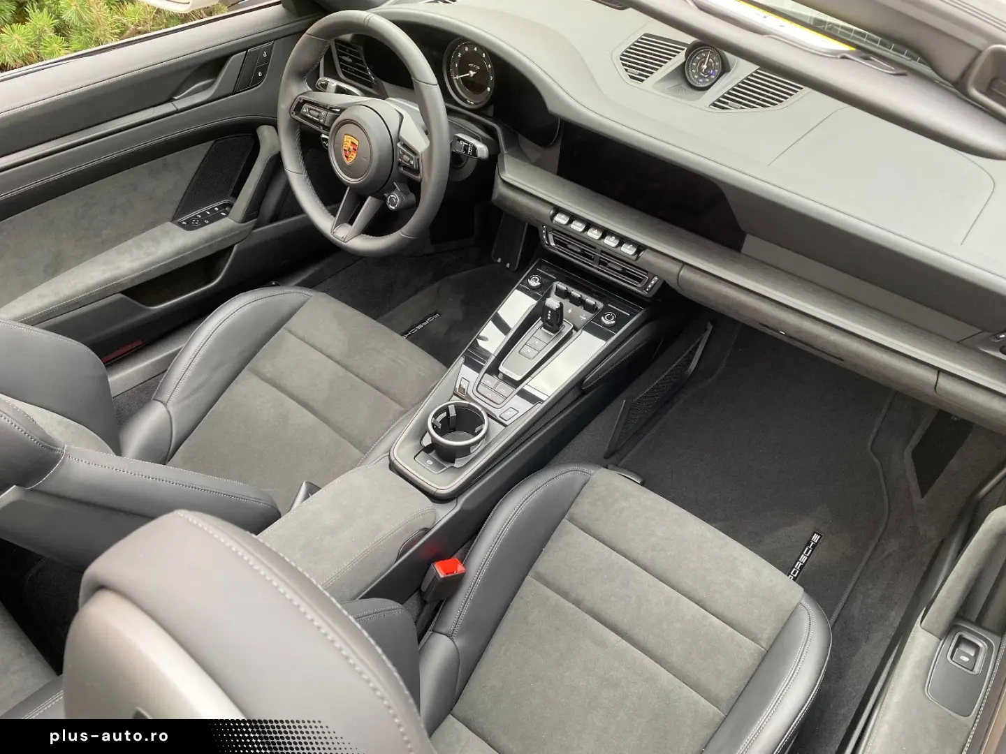 PORSCHE 911 Carrera 4 GTS Cabriolet LED Liftsystem BOSE
