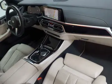BMW X5 xDrive40d M Sport Pano Sthzg H&K
