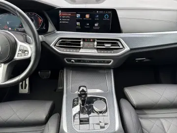 BMW X5 xDr 30d M Sport HUD NAVI LASER LiveProf AHK