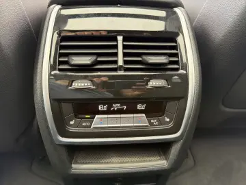 BMW X5 xDr 30d M Sport HUD NAVI LASER LiveProf AHK