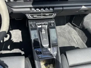 PORSCHE 911 Carrera 4 GTS Cabriolet