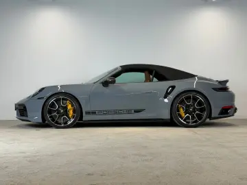 PORSCHE 911 Turbo S Cabriolet Exclusive Manufaktur