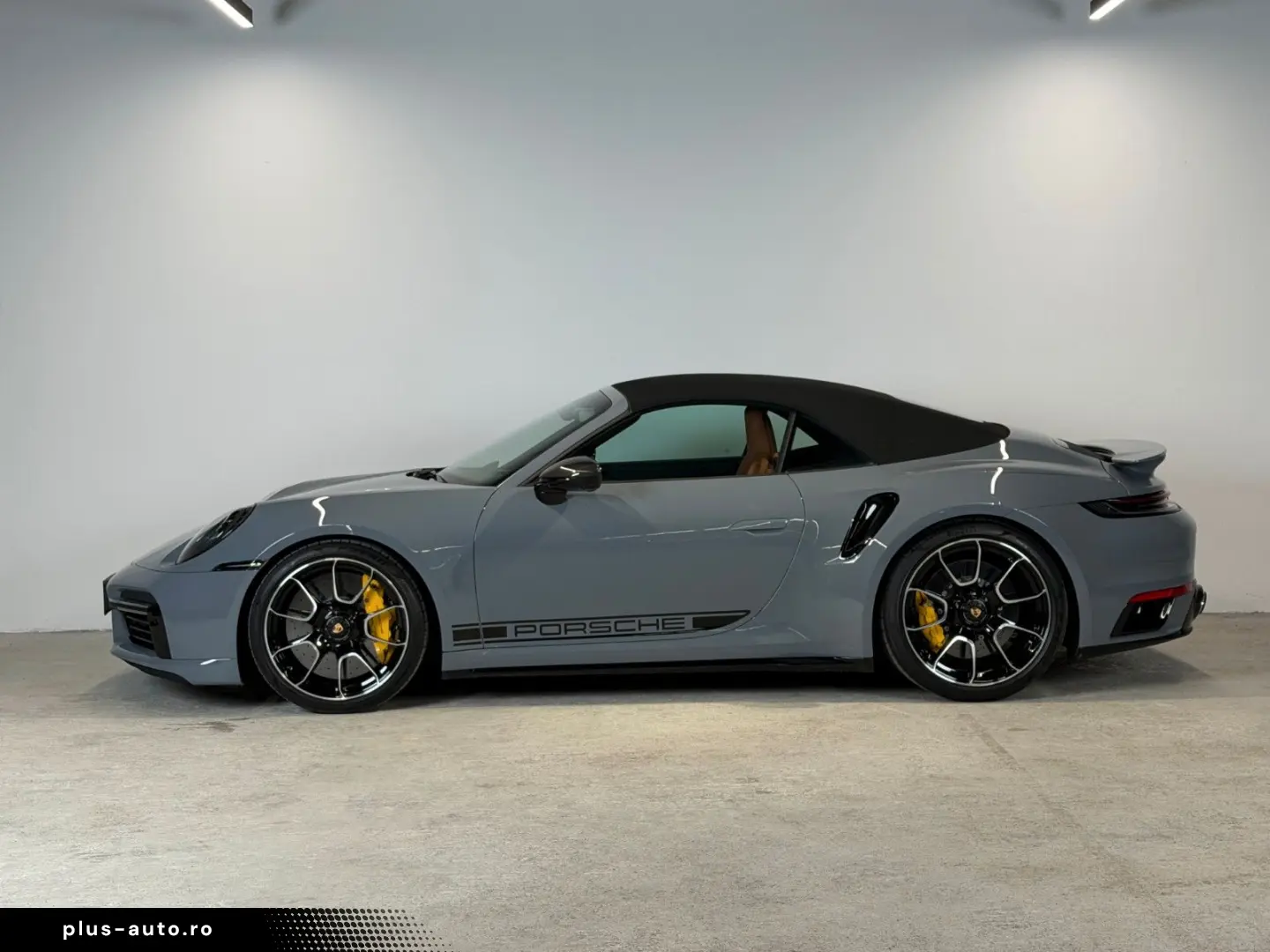 PORSCHE 911 Turbo S Cabriolet Exclusive Manufaktur