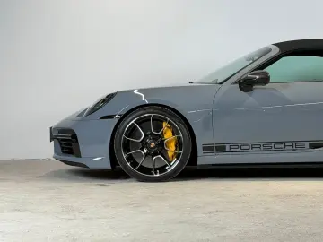 PORSCHE 911 Turbo S Cabriolet Exclusive Manufaktur