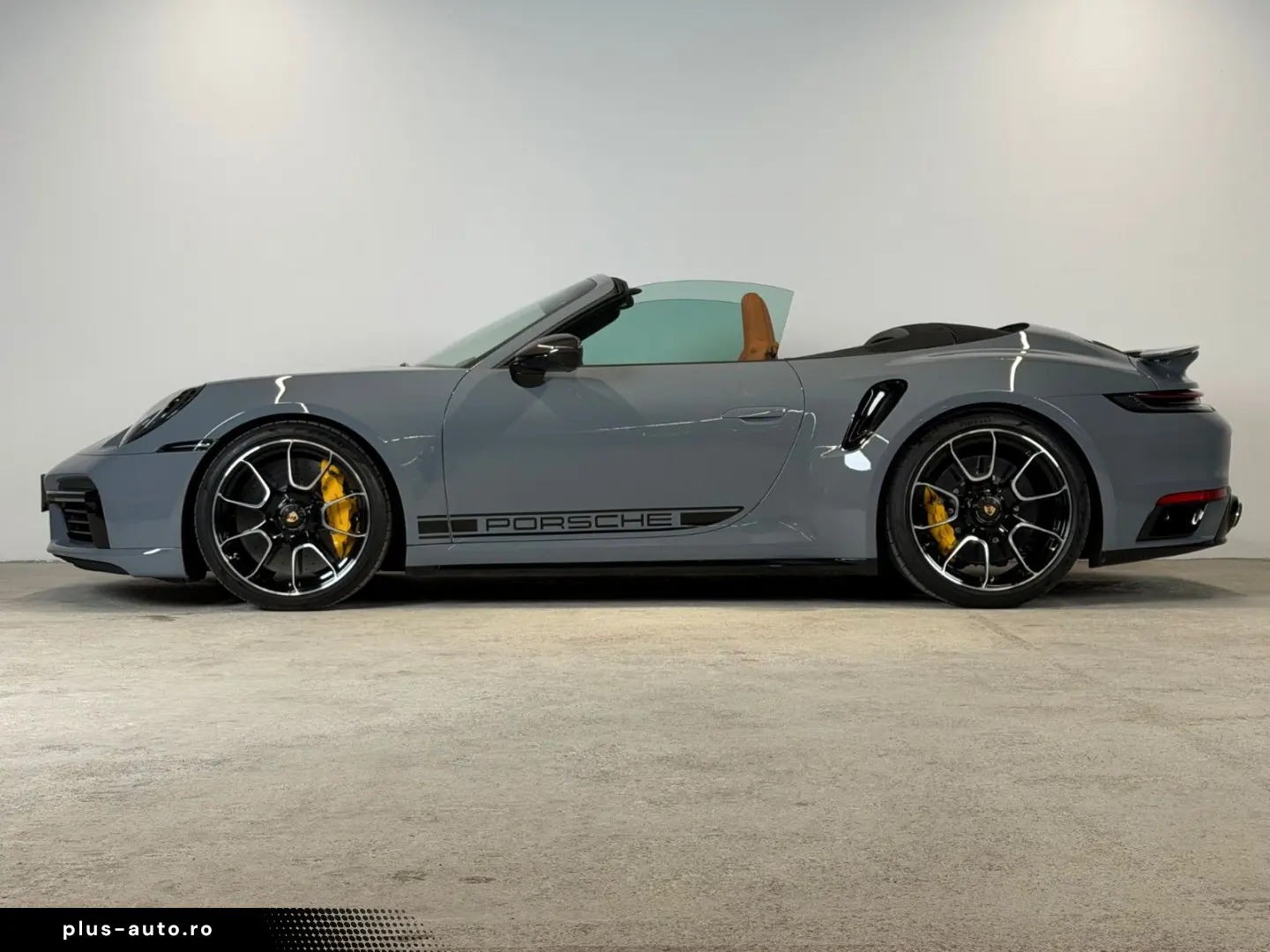 PORSCHE 911 Turbo S Cabriolet Exclusive Manufaktur