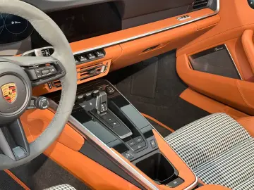 PORSCHE 911 Turbo S Cabriolet Exclusive Manufaktur
