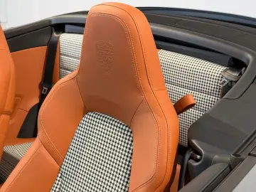 PORSCHE 911 Turbo S Cabriolet Exclusive Manufaktur