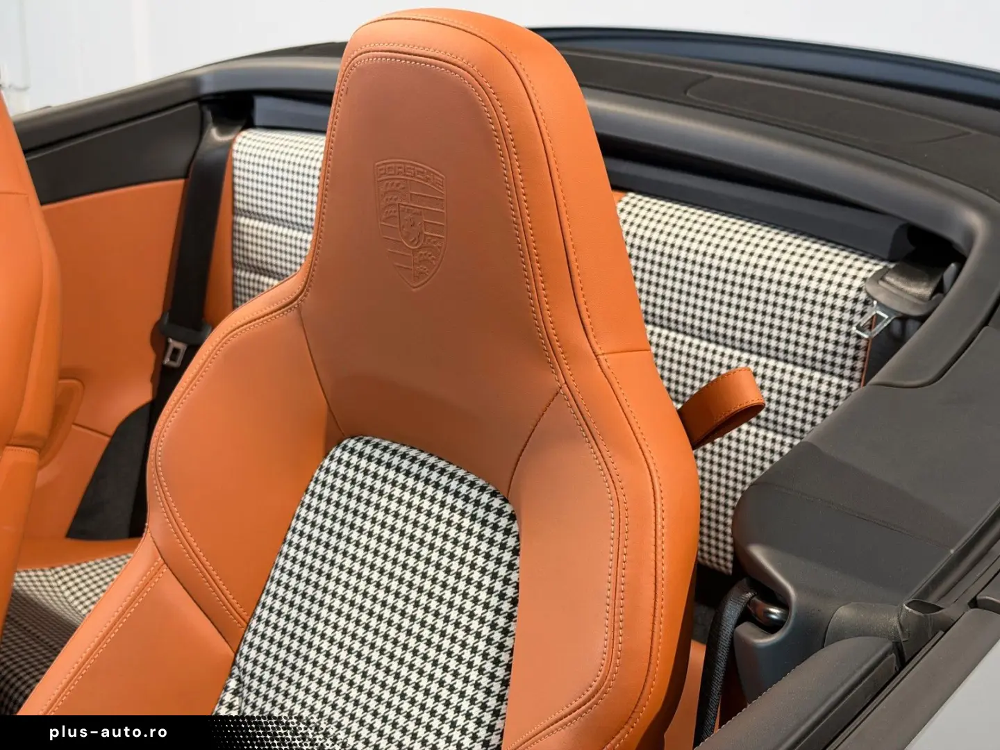 PORSCHE 911 Turbo S Cabriolet Exclusive Manufaktur