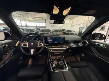 BMW X5 30 d xDrive M Sport PANO AHK HUD H&K