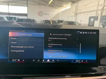 BMW X5 30 d xDrive M Sport PANO AHK HUD H&K