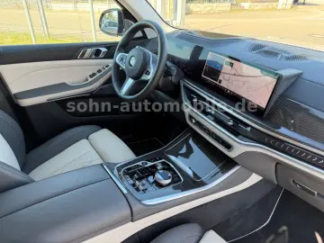 BMW X5 30d xDr M-Sport Pro 2-Achs B&W PanoSKY Massag