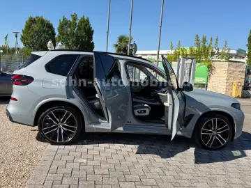BMW X5 30d xDr M-Sport Pro 2-Achs B&W PanoSKY Massag