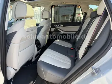BMW X5 30d xDr M-Sport Pro 2-Achs B&W PanoSKY Massag